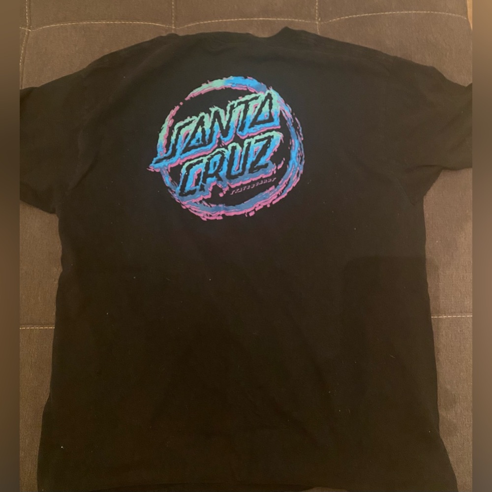 Men tee size Large